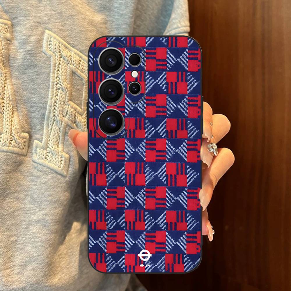 Etui na telefon L-London U-Und – Phone Cases London recenzja i cena