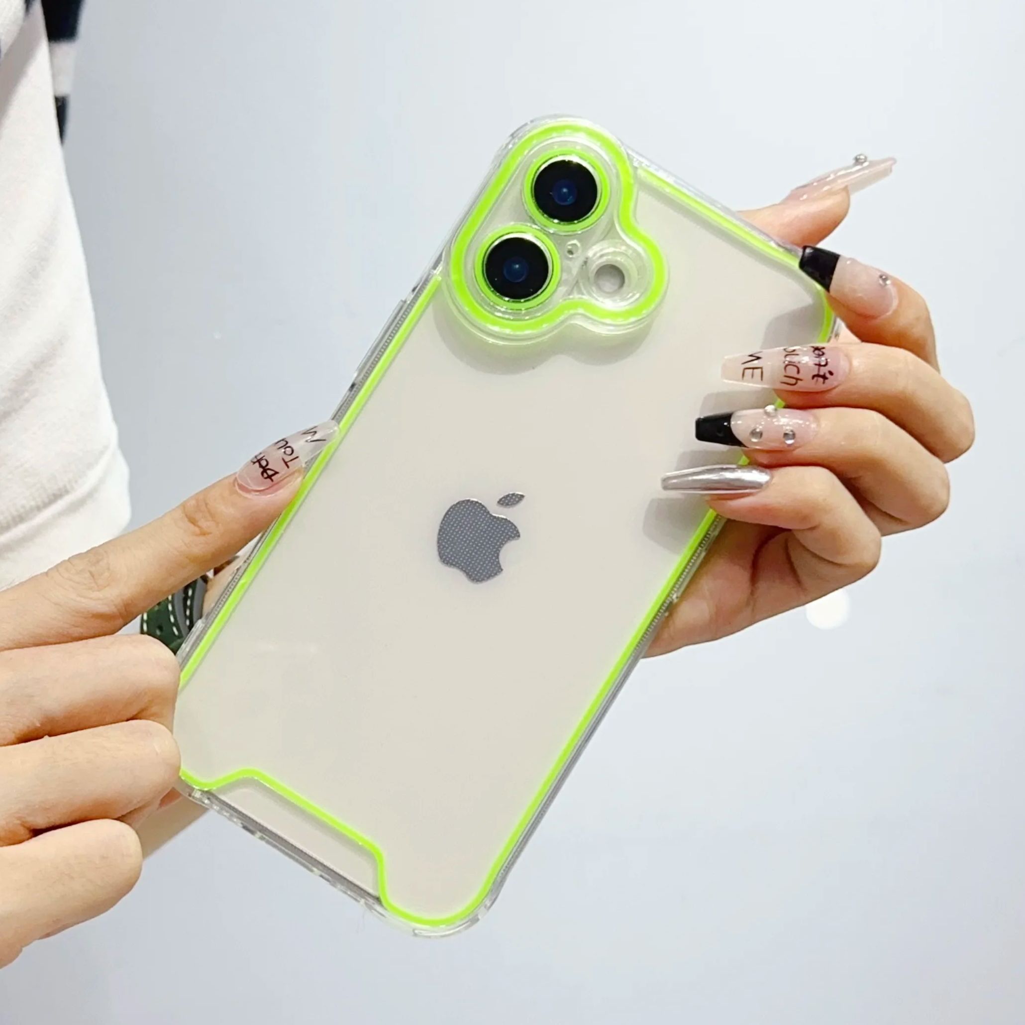 Luksusowe etui na telefon iPho – Phone Cases Vogue recenzja i cena
