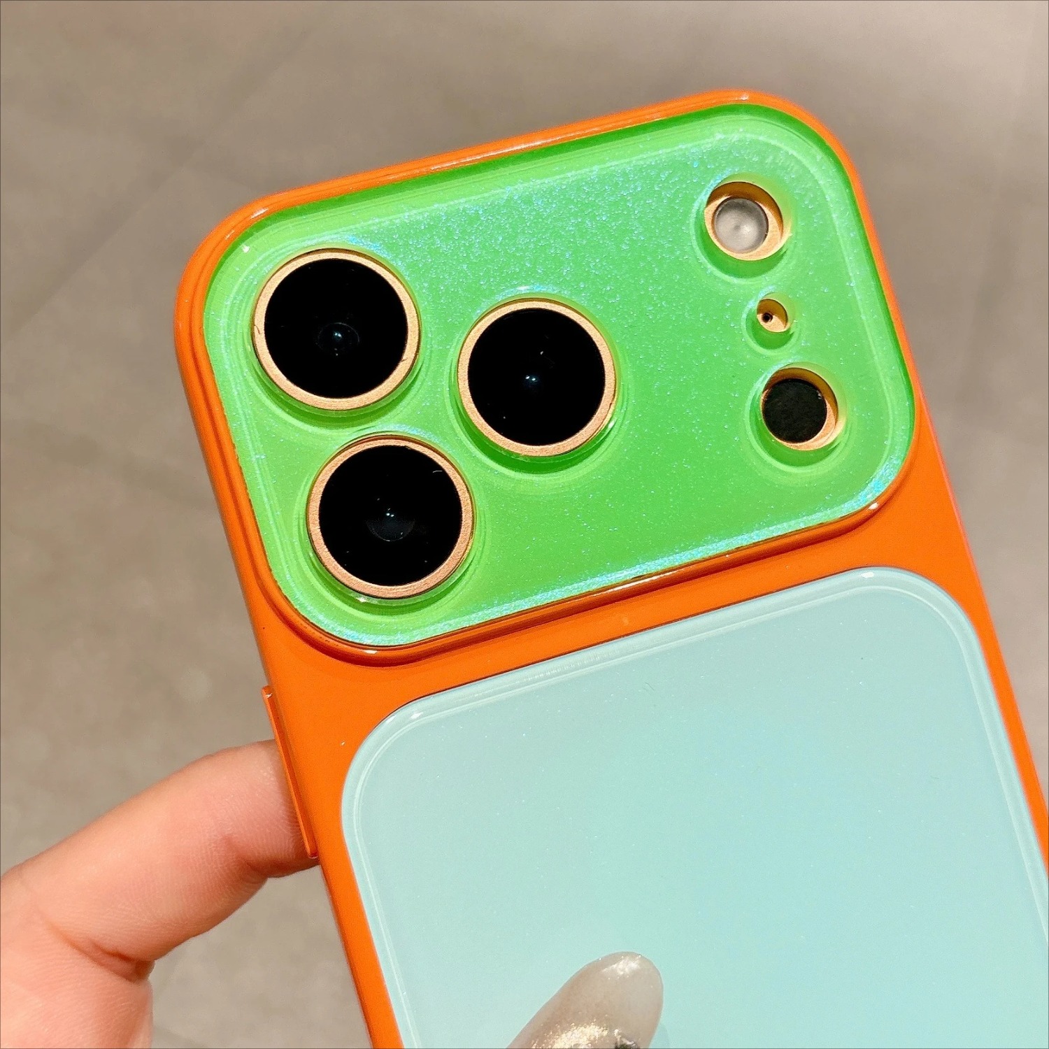 Etui na telefon z blokami kolo – Phone Cases Vogue recenzja i cena